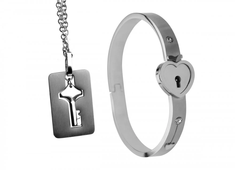 Cuffed Locking Bracelet and Key Necklace Dom/Sub - Image 4